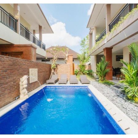 Komala Homestay Canggu Exterior foto
