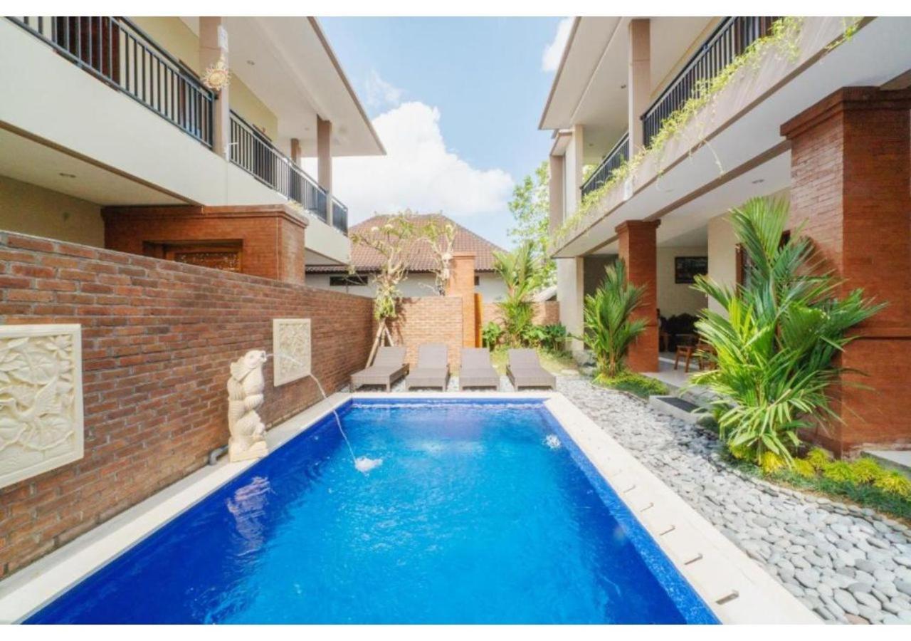 Komala Homestay Canggu Exterior foto