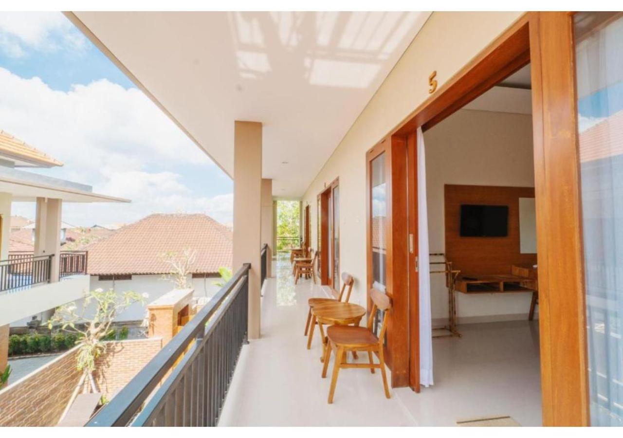 Komala Homestay Canggu Exterior foto