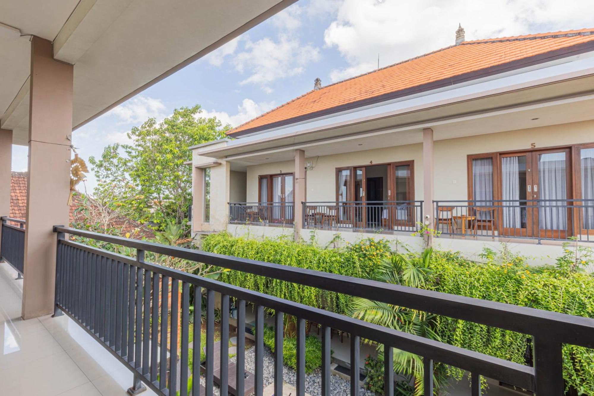 Komala Homestay Canggu Exterior foto
