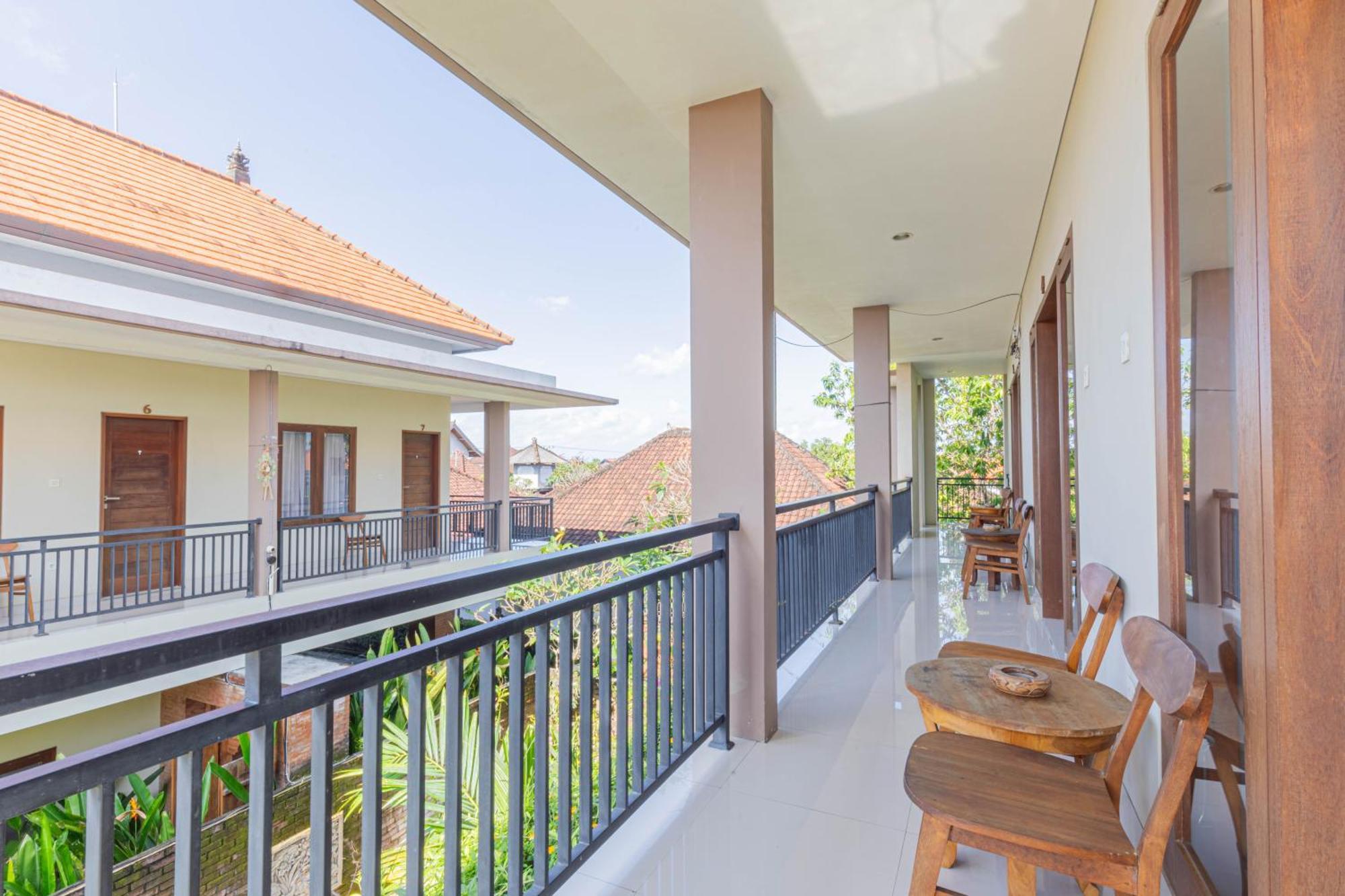 Komala Homestay Canggu Exterior foto